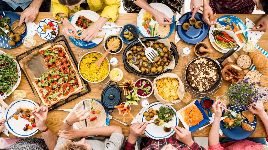 Kuharska knjiga rastlinskega izvora z veganskimi recepti Visokoproteinski, hranljivi recepti, ki napajajo treninge in podpirajo okrevanje