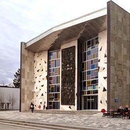 Odkrijte Velenje